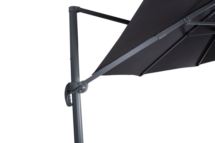 Leeds parasol