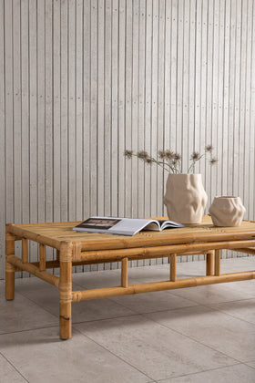 Table en rotin 