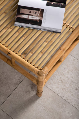 Table en rotin 