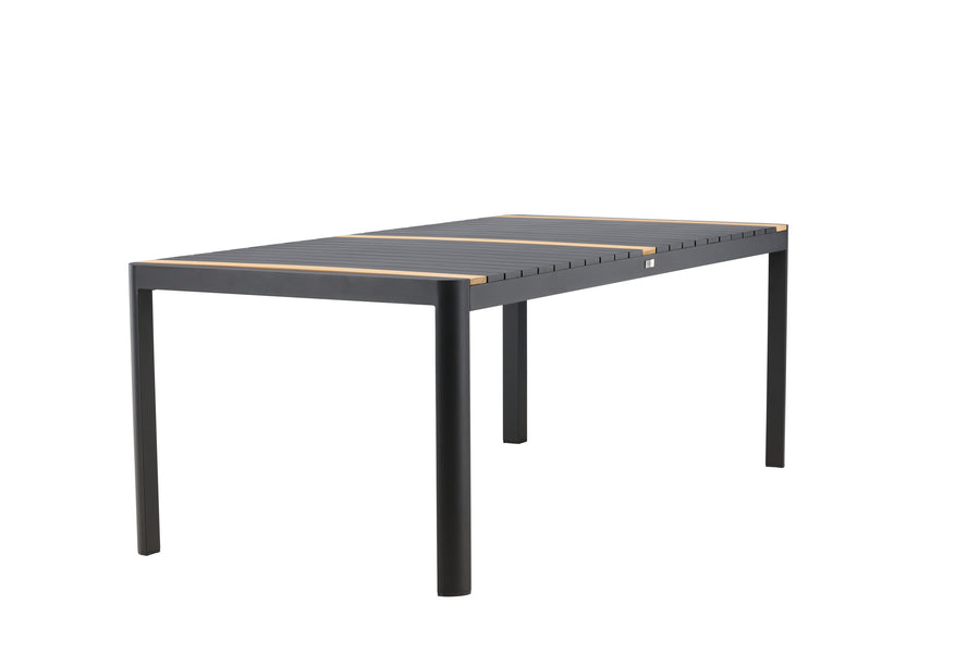 Table Togo 