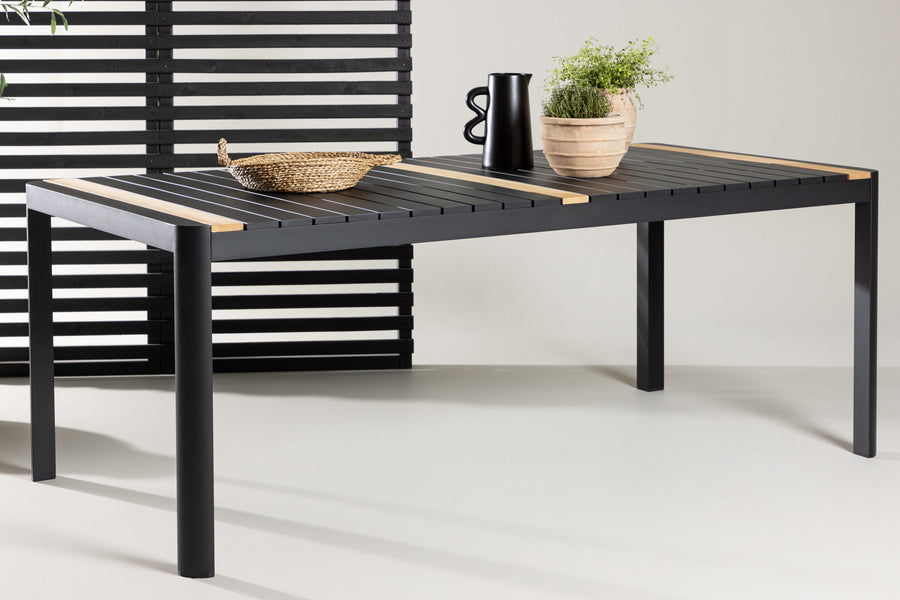 Table Togo 