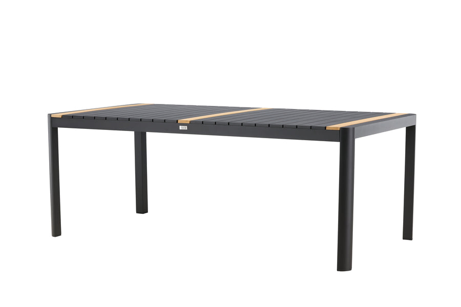 Table Togo 