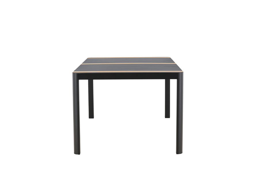 Table Togo 