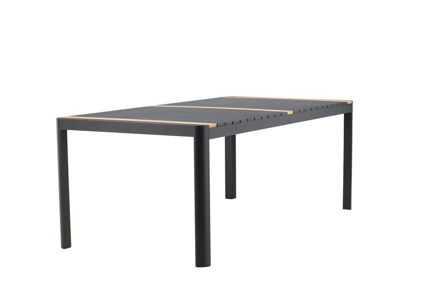 Table Togo 