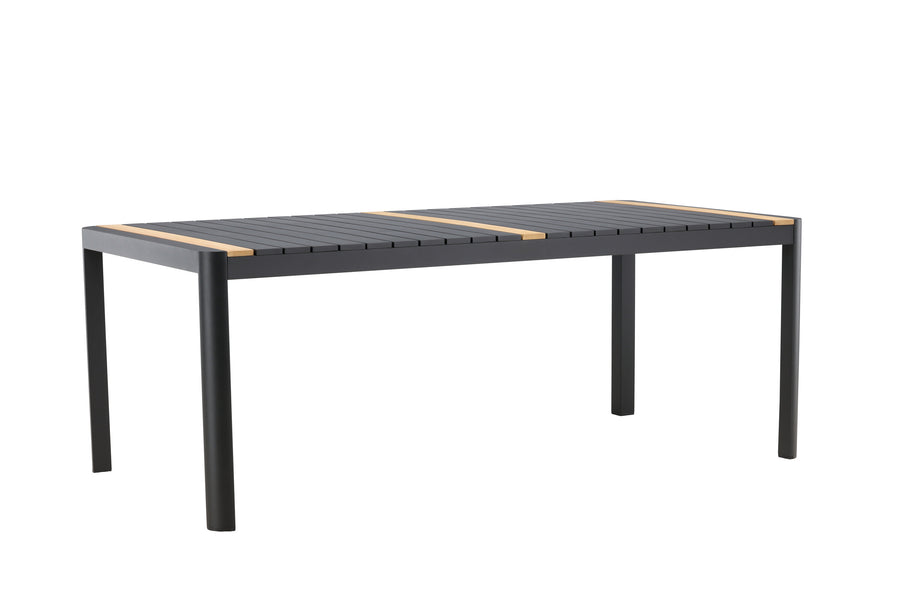 Table Togo 