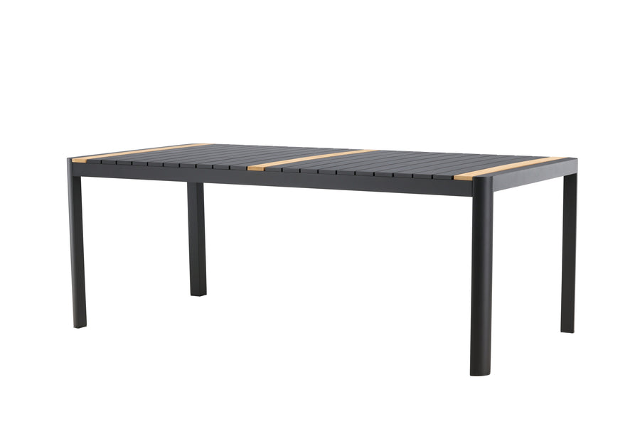 Table Togo 