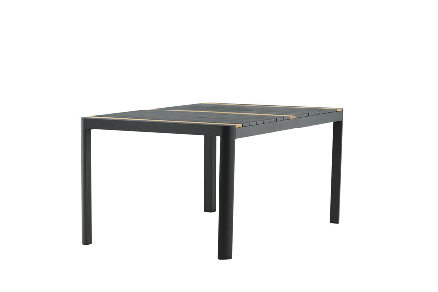 Table Togo 