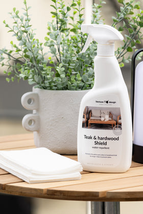 BOLD teck & bouclier en bois dur