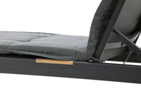 Hanna hynde til solseng