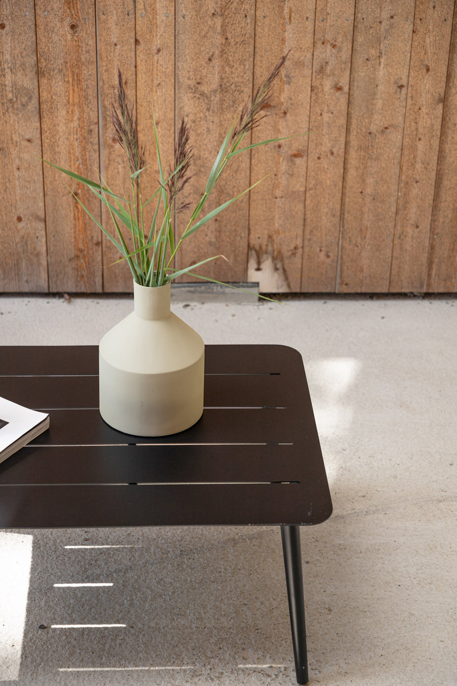Table Lina 
