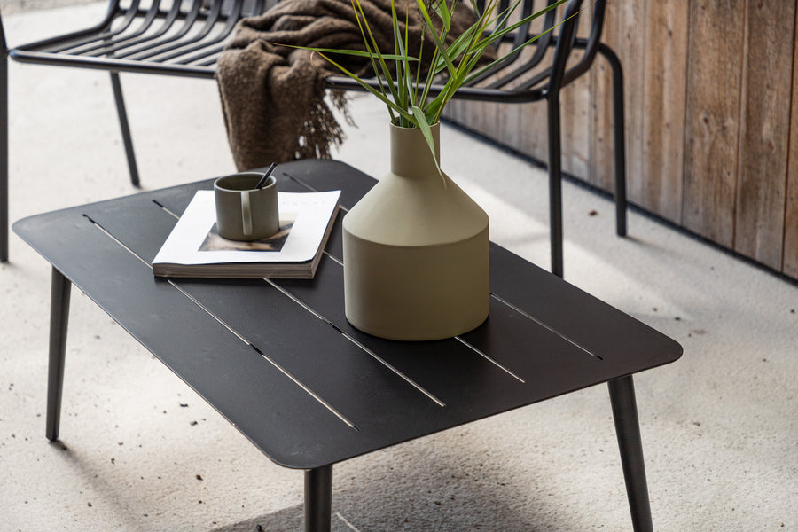Table Lina 