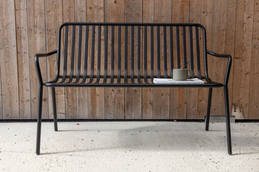 Peking sofa - svart / alu