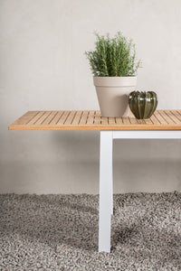 Table Panama 