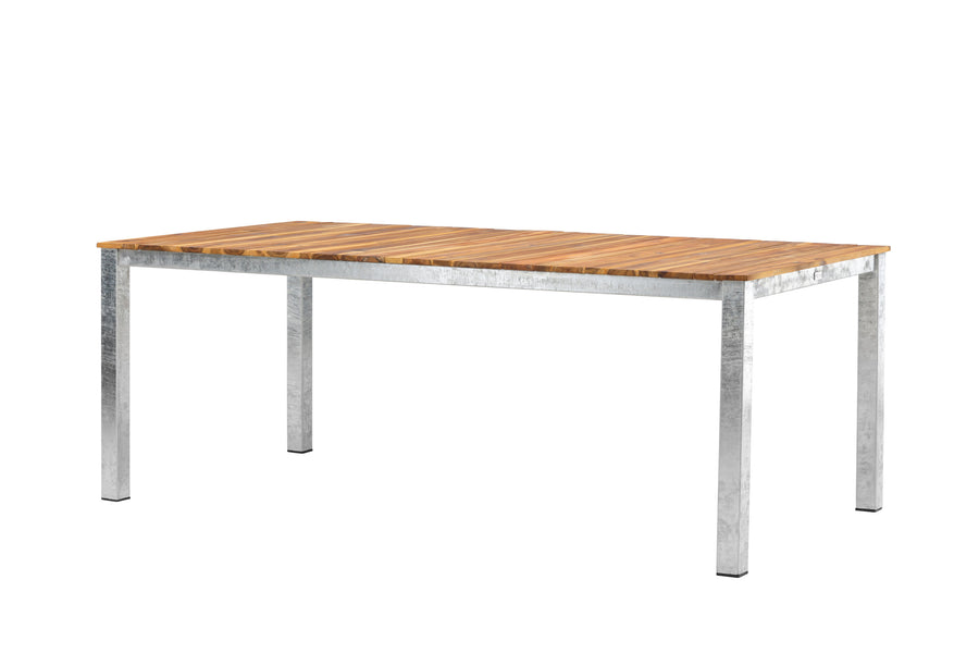 Zenia Bord