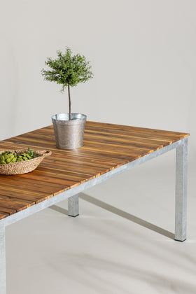 Table Zenia 