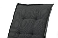 Hanna hynde til solseng