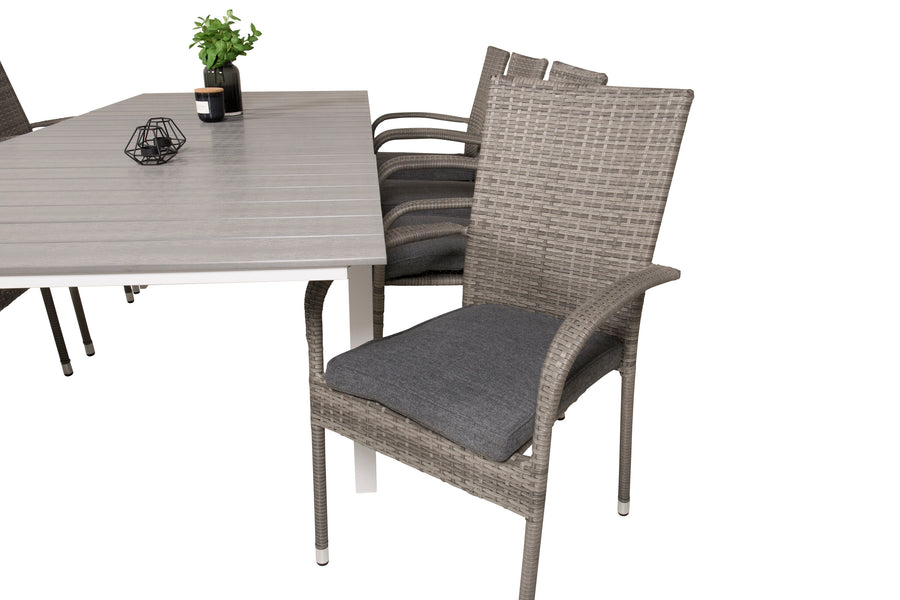 Ensemble repas Levels avec les chaises Anna 