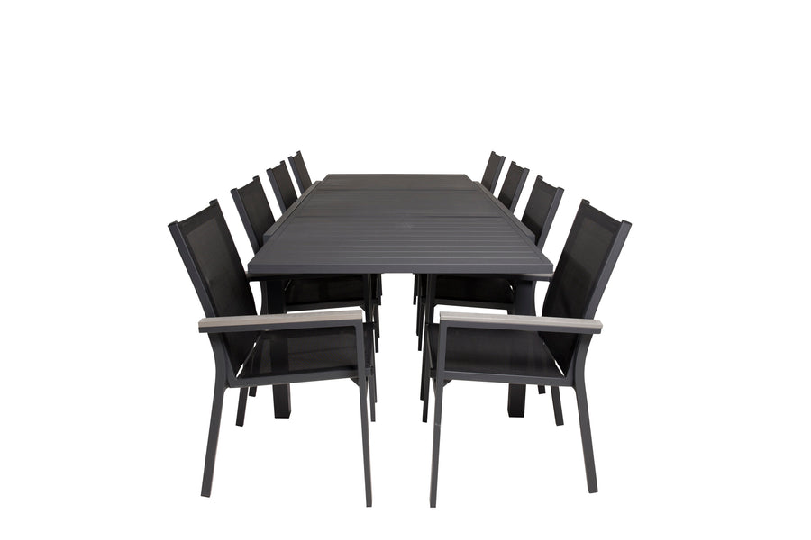 Spisebordet Marbella med stolene Parma 