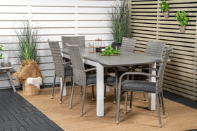 Spisegruppe Albany med stolene Anna 