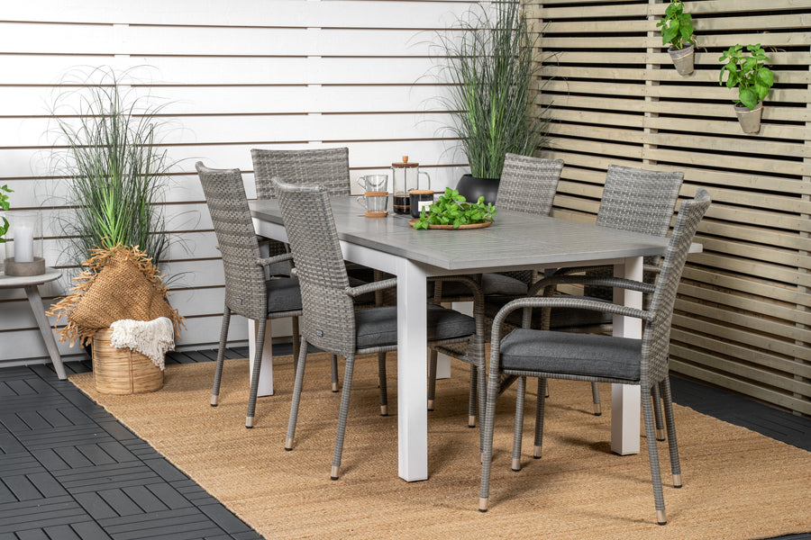 Spisegruppe Albany med stolene Anna 