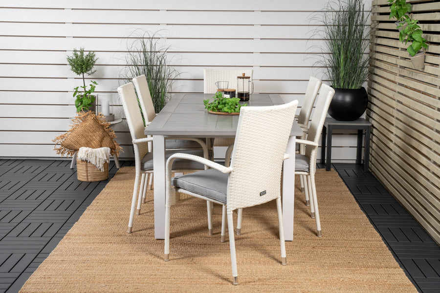Spisegruppe Albany med stolene Anna 
