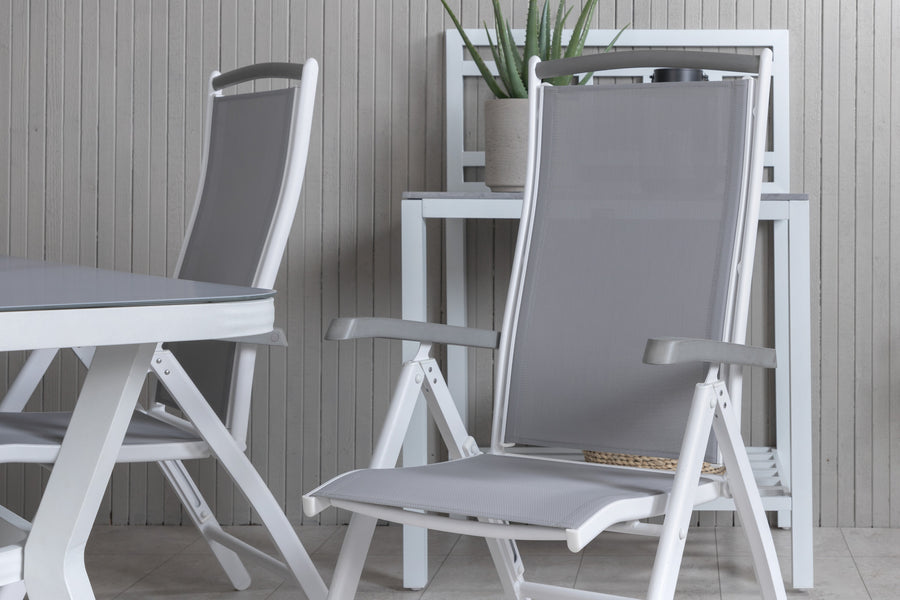 Spisegruppe Virya med stolene Albany 