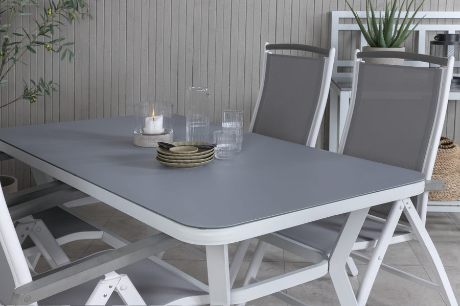 Spisegruppe Virya med stolene Albany 