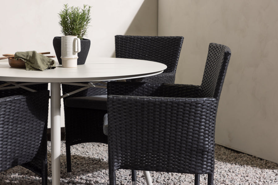 Lina Rund Spisegruppe 