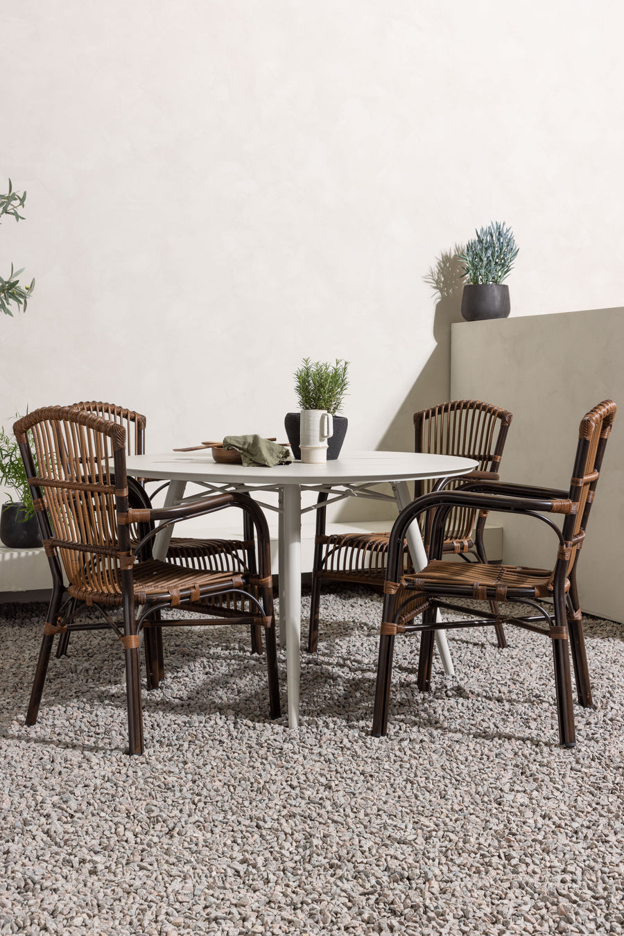 Lina Rund Spisegruppe 